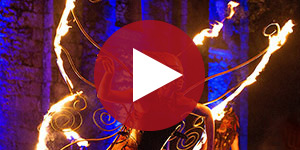 Vidéo du spectacle Ayazin, qui se produit dans les festivals médiévaux et d'arts de rue.