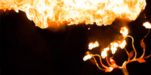 Le feu est au coeur du nouveau spectacle de l'Arche en Sel.
