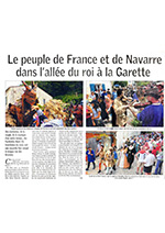 Des costumes magnifiques agrémentent cette parade féérique.
