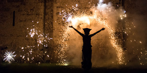 Spectacle de nuit, de feu et de féerie.